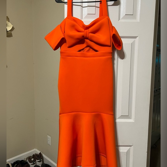ASOS scuba material dress - Picture 1 of 3